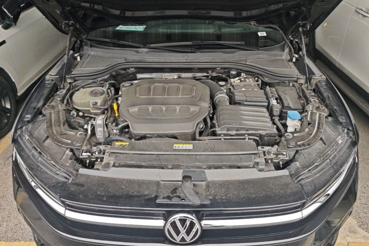 Used Volkswagen Magotan 2024 380TSI DSG Prestige Edition DaMai Package Engine Bay