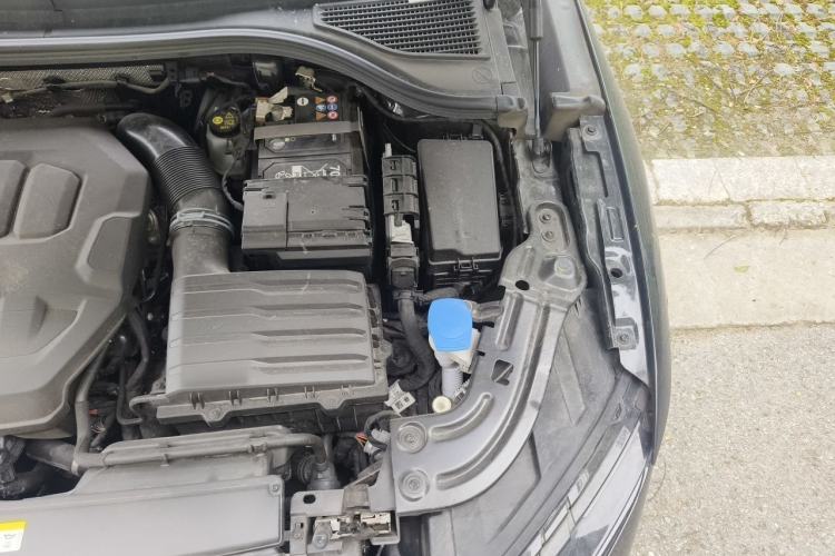 Used Volkswagen Magotan 2024 380TSI DSG Prestige Edition DaMai Package Engine Bay Left