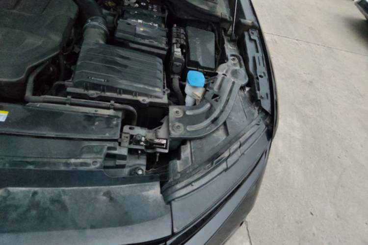 Used Volkswagen Magotan 2024 380TSI DSG Prestige Edition DaMai Package Engine Bay Left