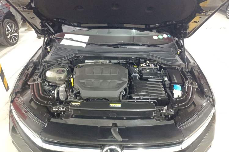 Used Volkswagen Magotan 2024 380TSI DSG Ultimate Edition Engine Bay