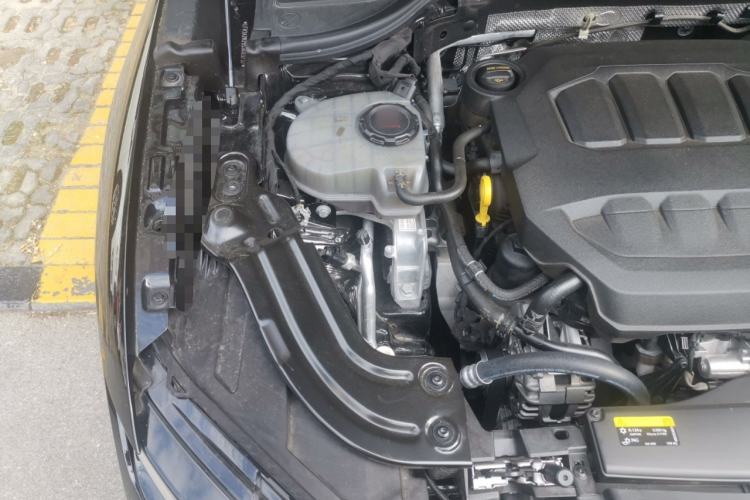 Used Volkswagen Magotan 2024 380TSI DSG Prestige Edition DaMai Package Engine Bay Right