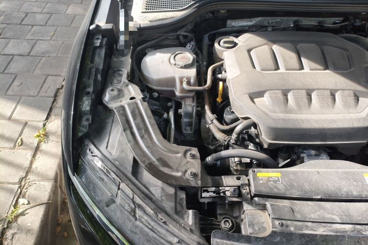 Used Volkswagen Magotan 2024 380TSI DSG Prestige Edition DaMai Package Engine Bay Right