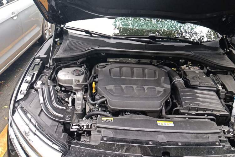 Used Volkswagen Magotan 2024 380TSI DSG Prestige Edition DaMai Package Engine Bay Right