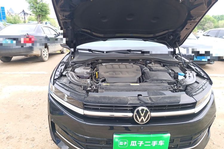 Used Volkswagen Magotan 2024 380TSI DSG Ultimate Edition Engine Bay Right