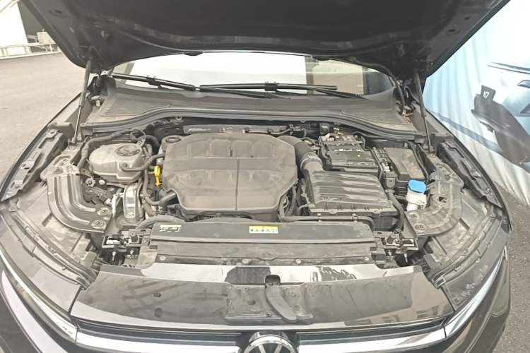 Used Volkswagen Magotan 2024 380TSI DSG Ultimate Edition Engine Bay