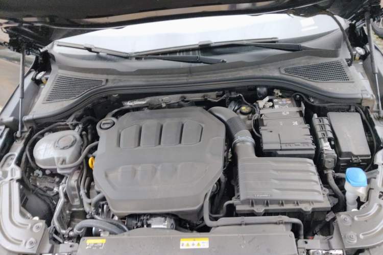 Used Volkswagen Magotan 2024 380TSI DSG Prestige Edition DaMai Package Engine Bay