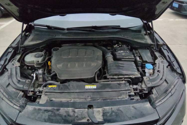 Used Volkswagen Magotan 2024 380TSI DSG Prestige Edition DaMai Package Engine Bay