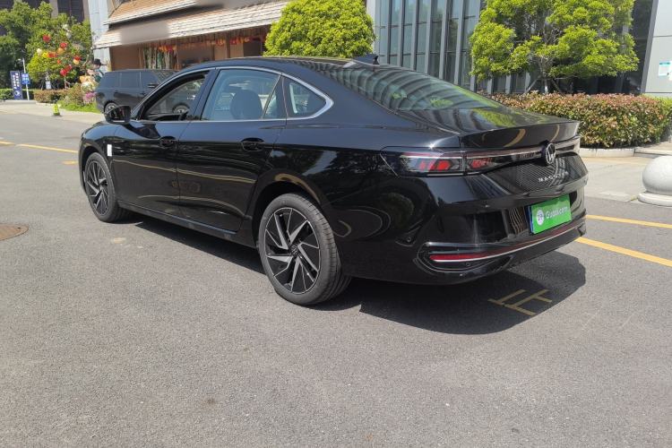 Used Volkswagen Magotan 2024 380TSI DSG Prestige Edition DaMai Package Exterior 1