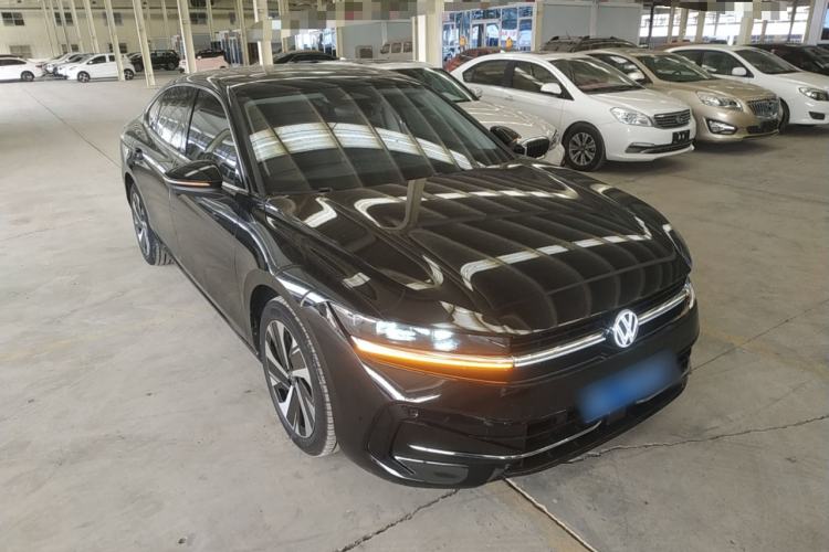 Used Volkswagen Magotan 2024 300TSI DSG Prestige Edition—A Real Eye-Catcher Exterior 1