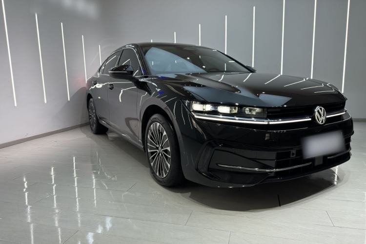 Used Volkswagen Magotan 2024 380TSI DSG Prestige Edition DaMai Package Exterior 1
