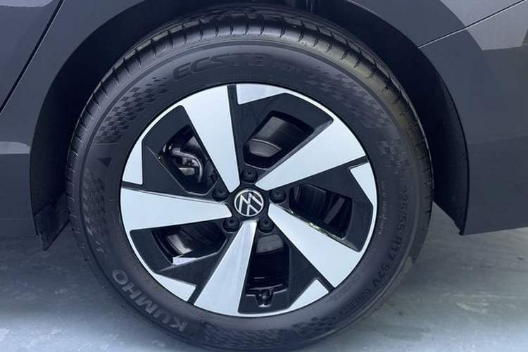 Used Volkswagen Magotan 2024 300TSI DSG Prestige Edition—A Real Eye-Catcher Exterior 10