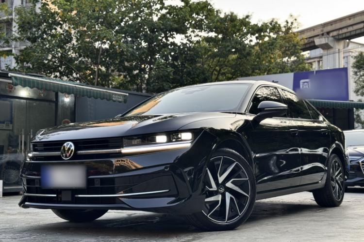 Used Volkswagen Magotan 2024 380TSI DSG Prestige Edition DaMai Package Exterior 12