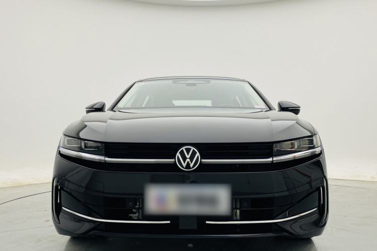 Used Volkswagen Magotan 2024 380TSI DSG Ultimate Edition Exterior 2