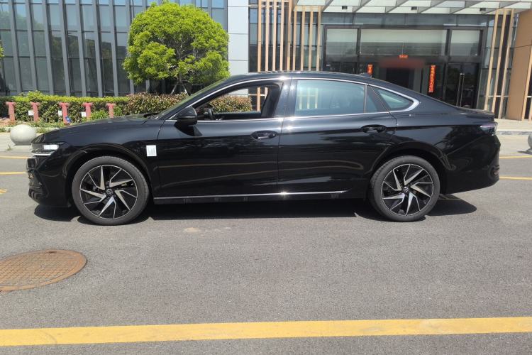 Used Volkswagen Magotan 2024 380TSI DSG Prestige Edition DaMai Package Exterior 2