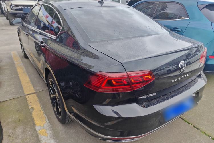 Used Volkswagen Magotan 2024 2 Million Units Zhongxiang Version 330TSI DSG Luxury Edition Exterior 2