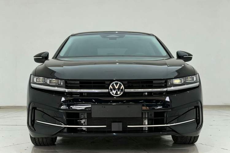 Used Volkswagen Magotan 2024 380TSI DSG Prestige Edition DaMai Package Exterior 3
