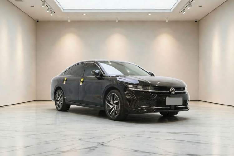 Used Volkswagen Magotan 2024 380TSI DSG Prestige Edition DaMai Package Exterior 3