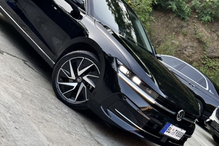 Used Volkswagen Magotan 2024 380TSI DSG Prestige Edition DaMai Package Exterior 3