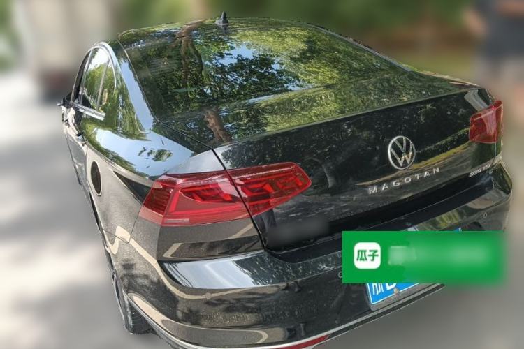 Used Volkswagen Magotan 2024 2 Million Units Zhongxiang Version 330TSI DSG Luxury Edition Exterior 3