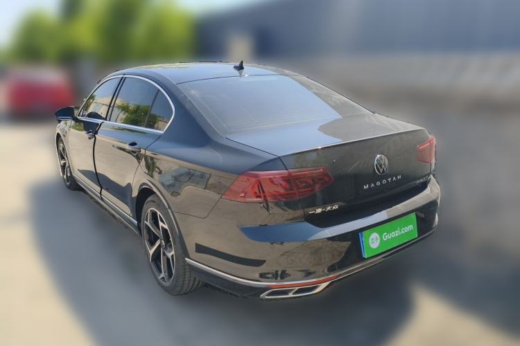 Used Volkswagen Magotan 2024 2 Million Units Zhongxiang Version 330TSI DSG Luxury Edition Exterior 3
