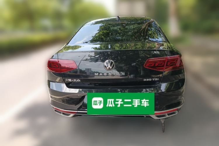 Used Volkswagen Magotan 2024 2 Million Units Zhongxiang Version 330TSI DSG Luxury Edition Exterior 4