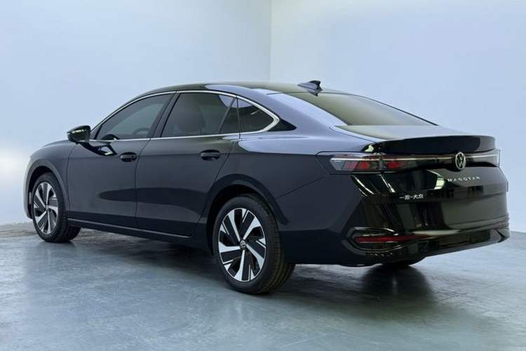 Used Volkswagen Magotan 2024 300TSI DSG Prestige Edition—A Real Eye-Catcher Exterior 5