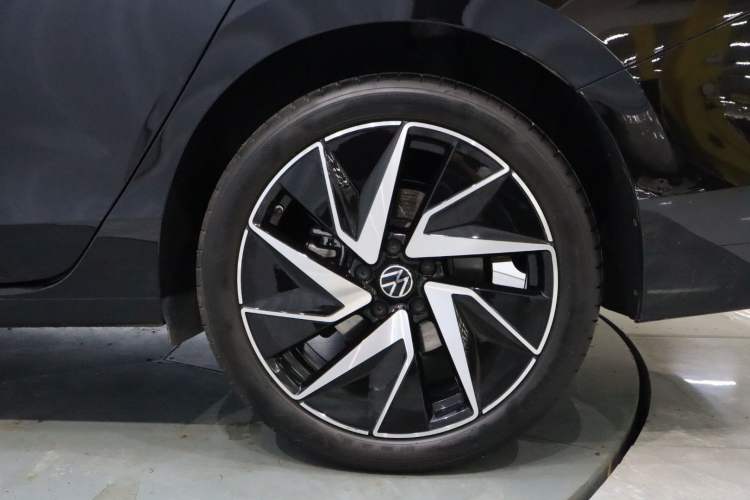 Used Volkswagen Magotan 2024 380TSI DSG Prestige Edition DaMai Package Exterior 7