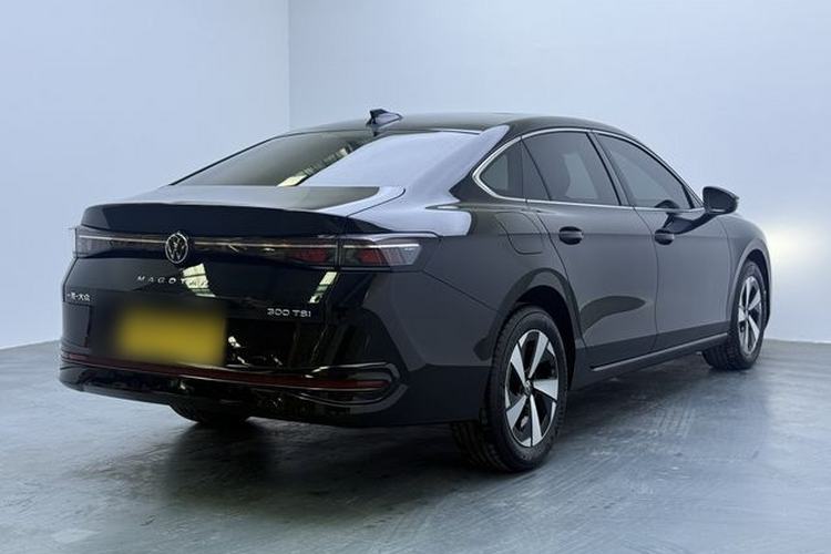 Used Volkswagen Magotan 2024 300TSI DSG Prestige Edition—A Real Eye-Catcher Exterior 7