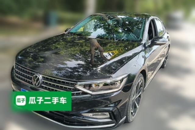 Used Volkswagen Magotan 2024 2 Million Units Zhongxiang Version 330TSI DSG Luxury Edition