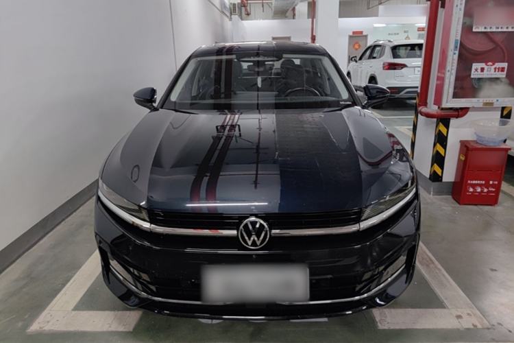 Used Volkswagen Magotan 2024 380TSI DSG Ultimate Edition Front
