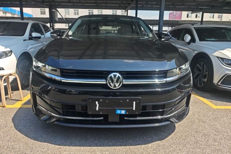 Used Volkswagen Magotan 2024 380TSI DSG Prestige Edition DaMai Package Front