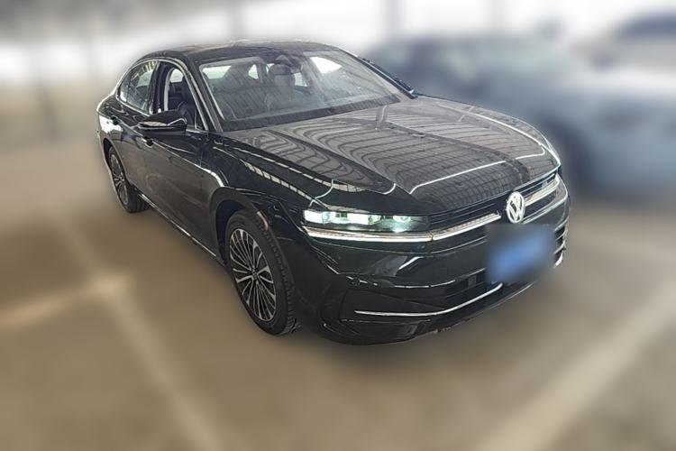 Used Volkswagen Magotan 2024 380TSI DSG Prestige Edition DaMai Package Front Right 45 Deg