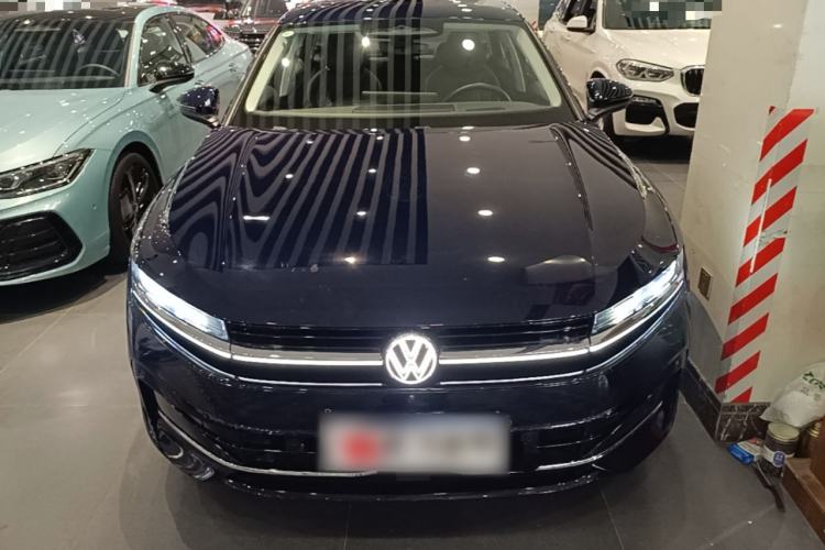 Used Volkswagen Magotan 2024 380TSI DSG Ultimate Edition Front
