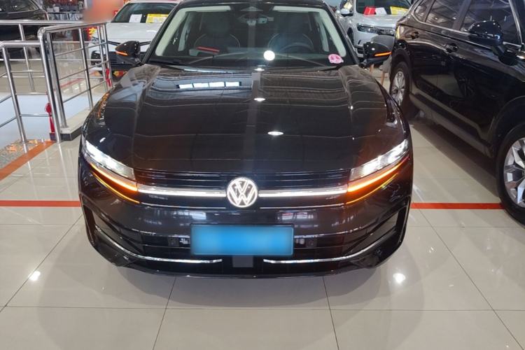Used Volkswagen Magotan 2024 380TSI DSG Prestige Edition DaMai Package Front