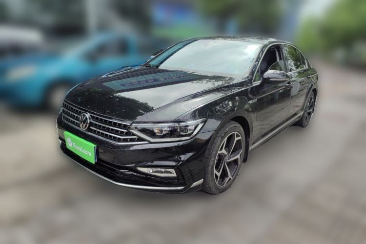 Used Volkswagen Magotan 2024 2 Million Units Zhongxiang Version 330TSI DSG Luxury Edition Guazi used car, China used car export, Used car for sale, Used cars, Cheapest cars for sale