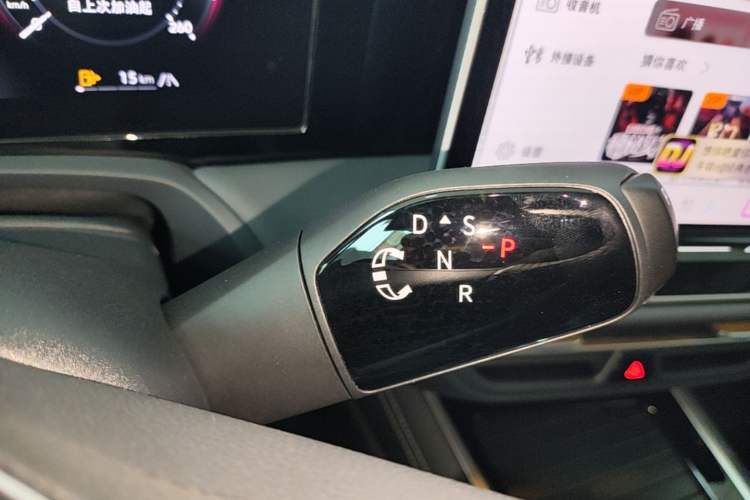 Used Volkswagen Magotan 2024 380TSI DSG Prestige Edition DaMai Package Gear Lever