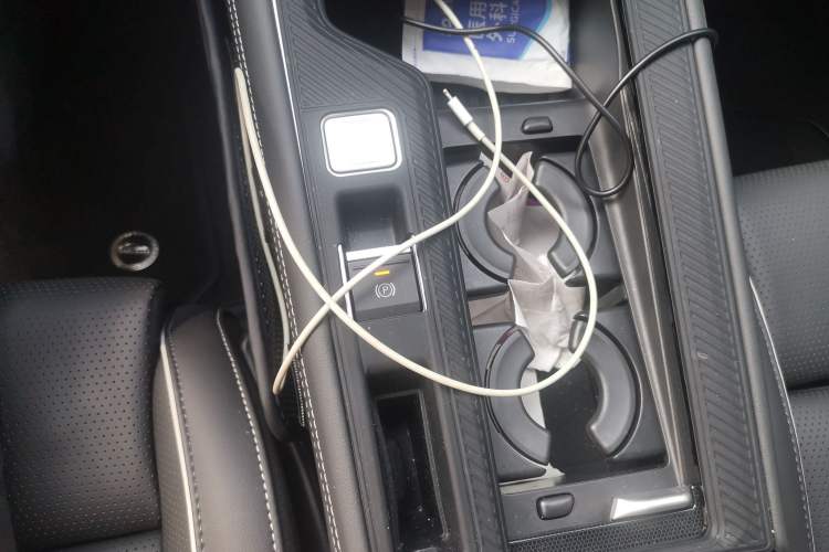 Used Volkswagen Magotan 2024 380TSI DSG Prestige Edition DaMai Package Gear Lever