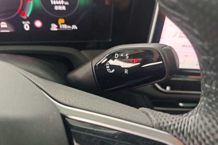 Used Volkswagen Magotan 2024 380TSI DSG Prestige Edition DaMai Package Gear Lever