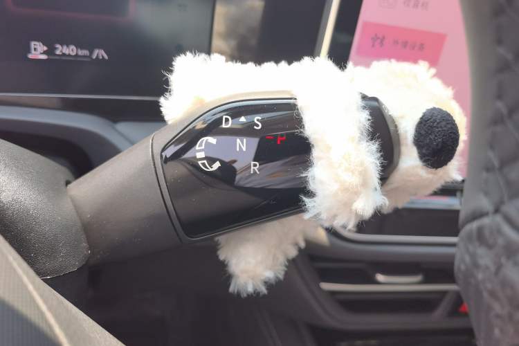 Used Volkswagen Magotan 2024 380TSI DSG Prestige Edition DaMai Package Gear Lever