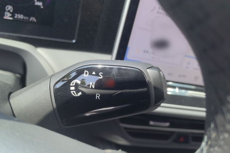 Used Volkswagen Magotan 2024 380TSI DSG Prestige Edition DaMai Package Gear Lever