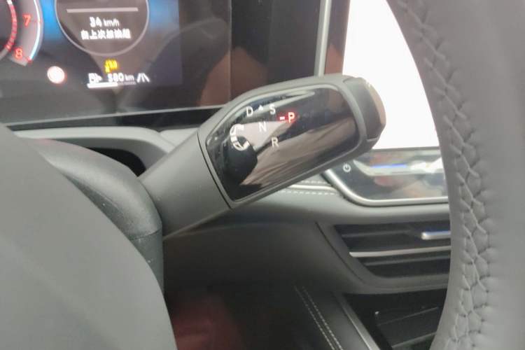 Used Volkswagen Magotan 2024 380TSI DSG Prestige Edition DaMai Package Gear Lever