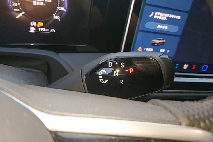 Used Volkswagen Magotan 2024 380TSI DSG Prestige Edition DaMai Package Gear Lever