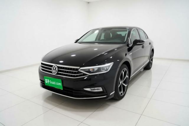 Używany Volkswagen Magotan 2024 2 Million Units Zhongxiang Version 330TSI DSG Luxury Edition