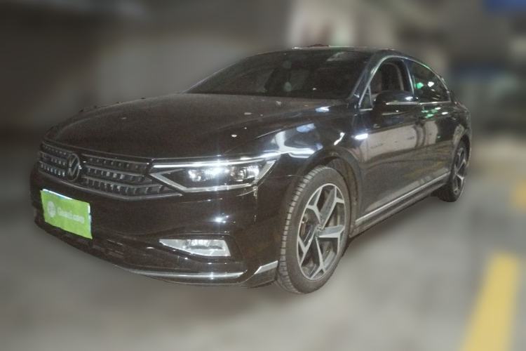 Used Volkswagen Magotan 2024 2 Million Units Zhongxiang Version 330TSI DSG Luxury Edition Guazi used car, China used car export, Used car for sale, Used  cars, Cheapest cars for sale
