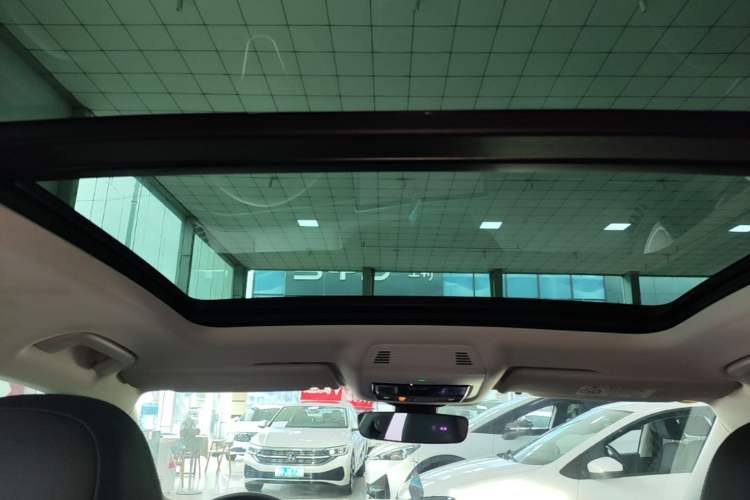 Used Volkswagen Magotan 2024 380TSI DSG Prestige Edition DaMai Package Headliner