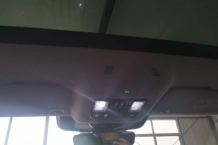 Used Volkswagen Magotan 2024 380TSI DSG Ultimate Edition Headliner