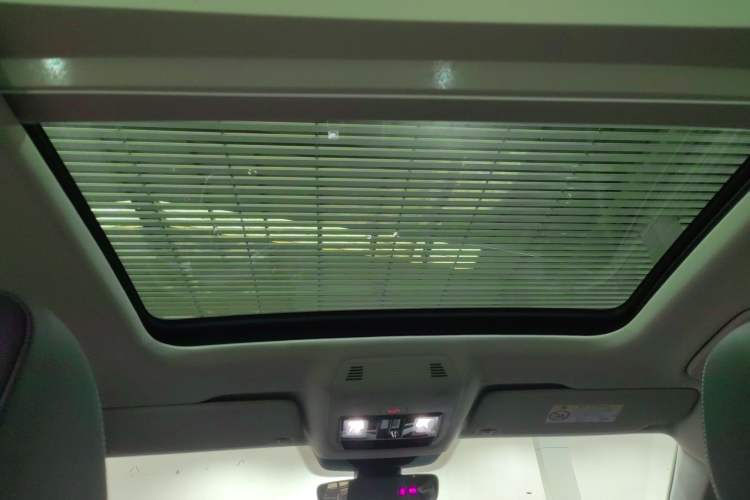 Used Volkswagen Magotan 2024 380TSI DSG Prestige Edition DaMai Package Headliner