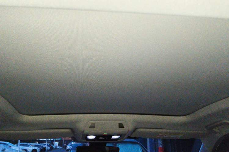 Used Volkswagen Magotan 2024 380TSI DSG Prestige Edition DaMai Package Headliner