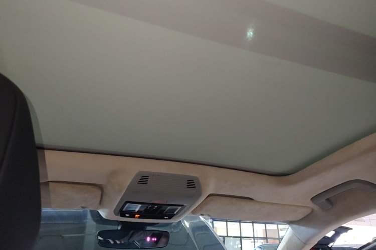 Used Volkswagen Magotan 2024 380TSI DSG Prestige Edition DaMai Package Headliner