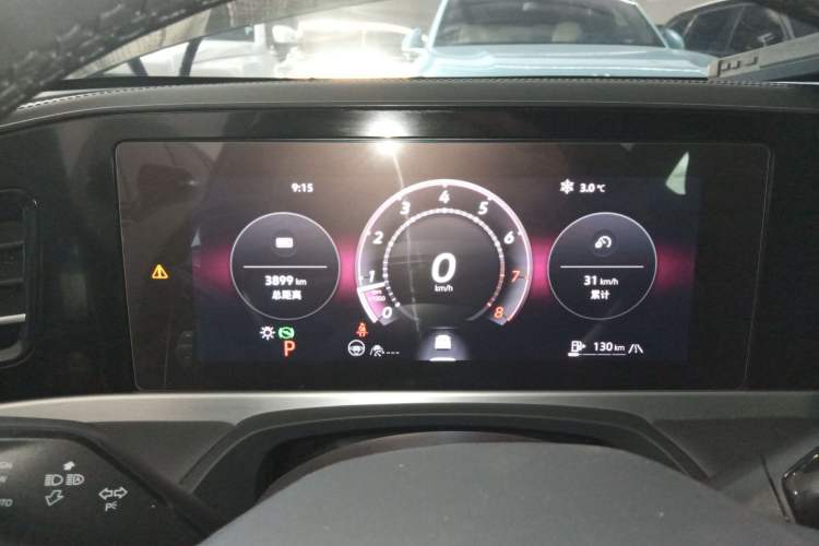 Used Volkswagen Magotan 2024 300TSI DSG Prestige Edition—A Real Eye-Catcher Instrument Cluster